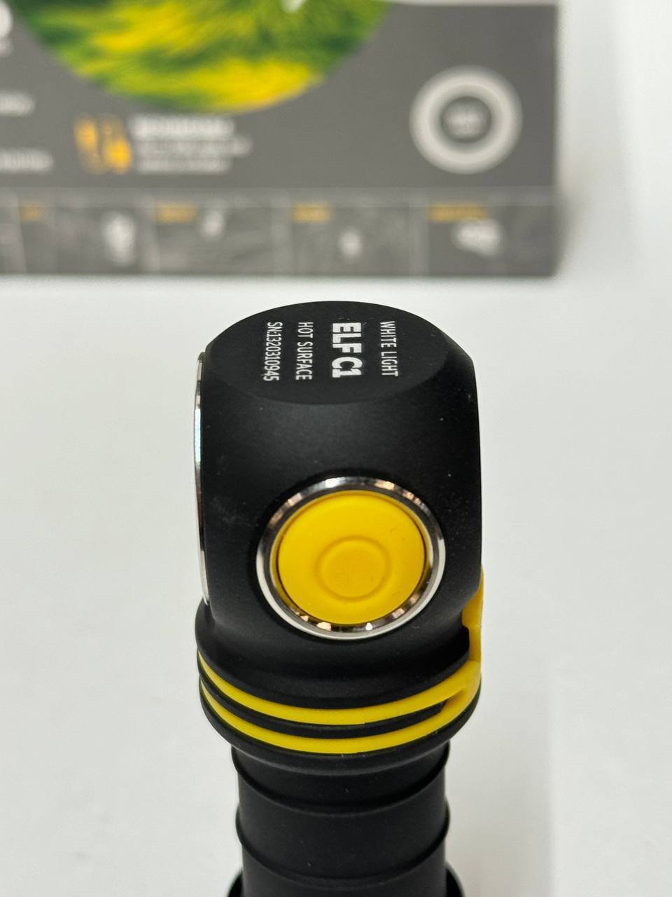 Фонарь Armytek Elf C1 Micro-USB Белый купить