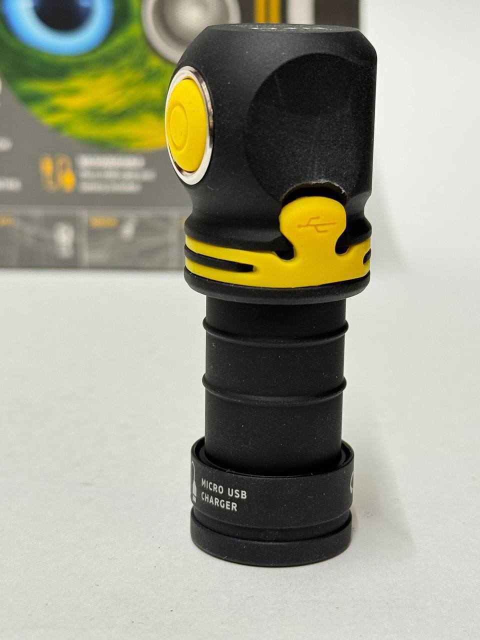 Фонарь Armytek Elf C1 Micro-USB Белый купить